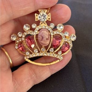 Betsey Johnson Pendant/Brooch. Elegant Gold and Pink Crown Necklace w/ 26” chain